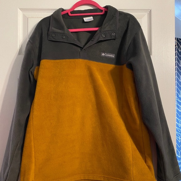 Columbia Snap Fleece Pull-Over - Picture 1 of 3